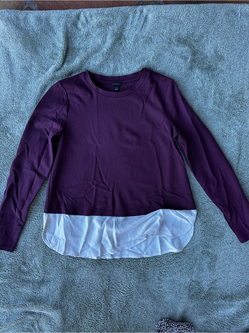 Women Long Sleeve Layered Hem Top with White Chiffon Trim